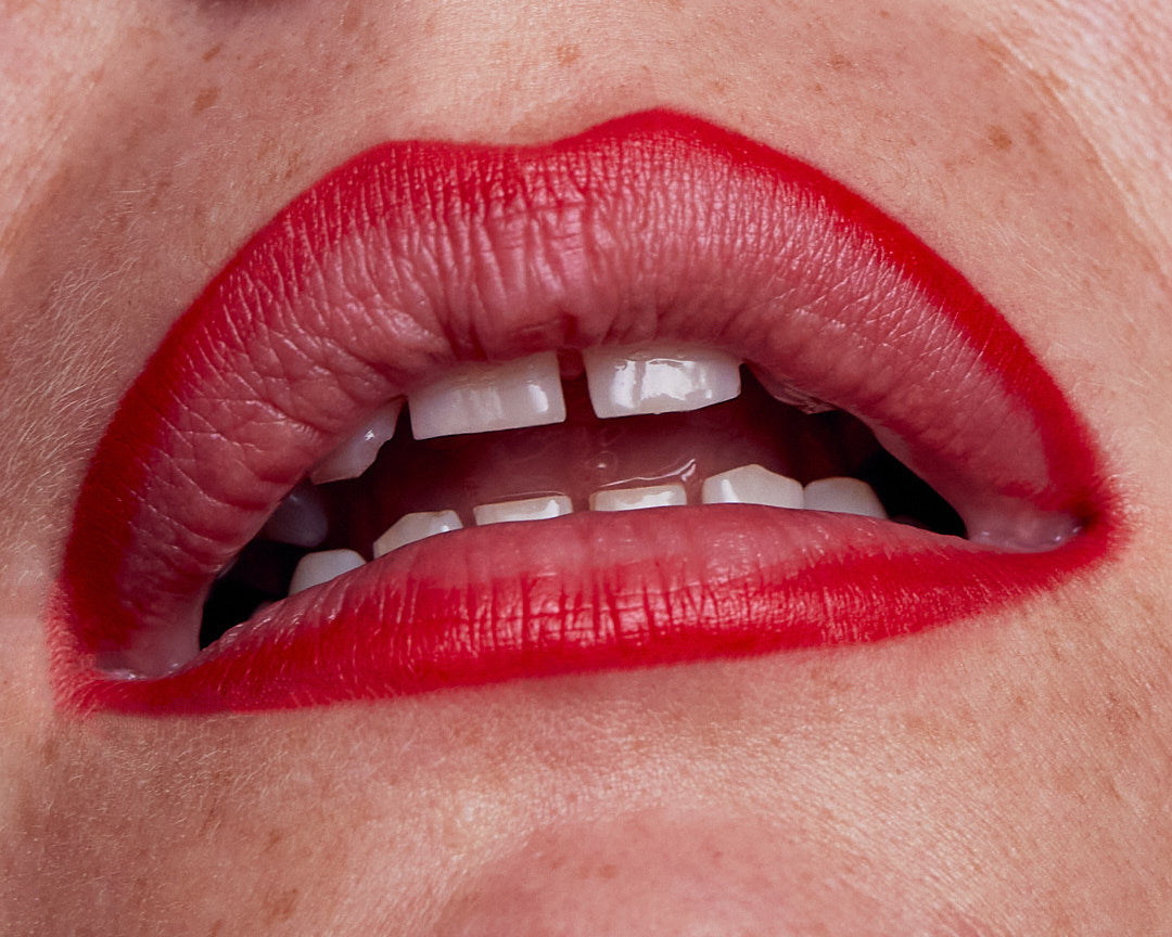 Smudge &amp; Contour Lip Pencil – Premier